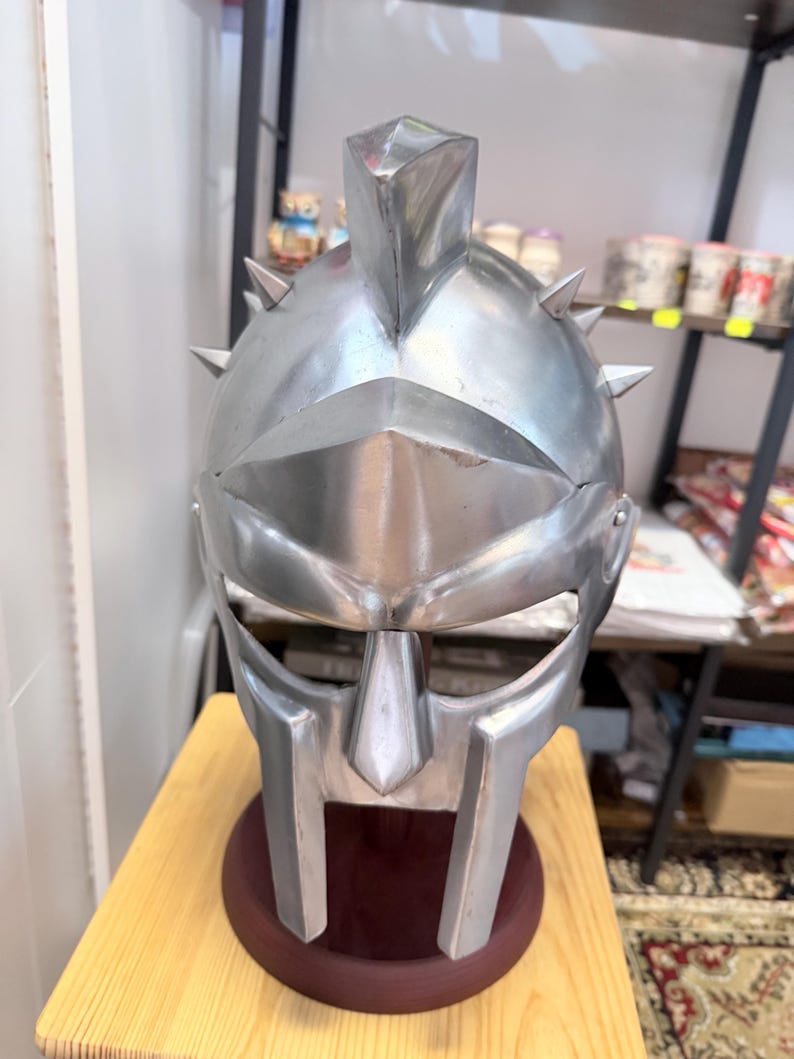 Maximus Gladiator Helmet — with Hardwood Stand